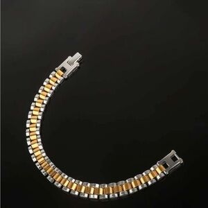 Elegant Stainless Gold and Silver Link Bracelet